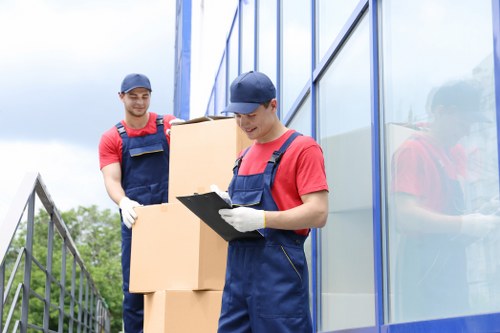 Mobile self storage container delivered to a Hampton home